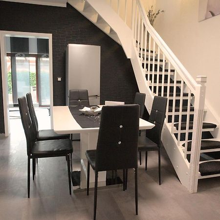 Zum Kaeutzchen 120Qm Ferienhaus 8 Personen 4 Schlafzimmer Nossentiner Huette Buitenkant foto