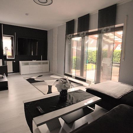 Zum Kaeutzchen 120Qm Ferienhaus 8 Personen 4 Schlafzimmer Nossentiner Huette Buitenkant foto