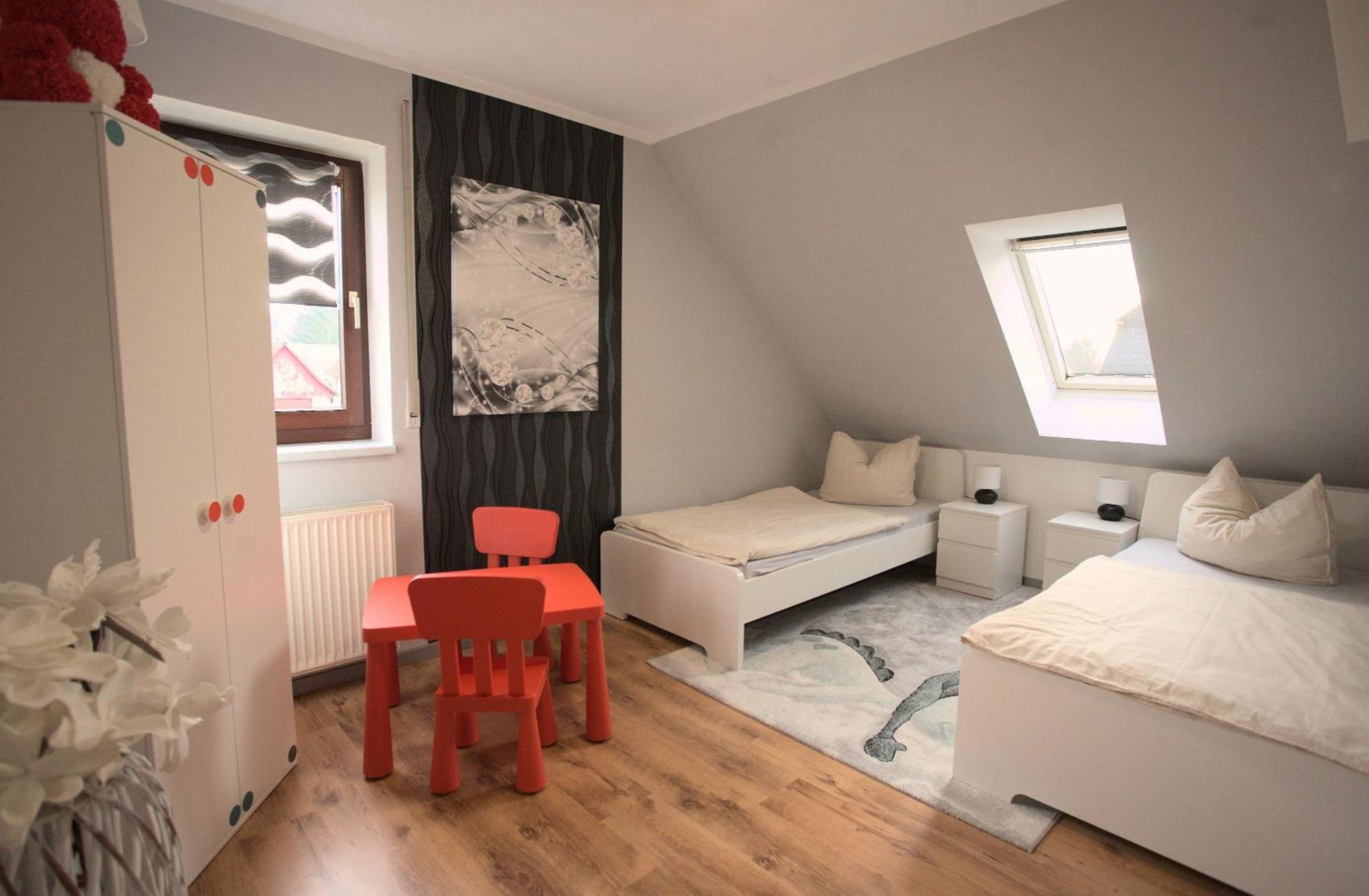 Zum Kaeutzchen 120Qm Ferienhaus 8 Personen 4 Schlafzimmer Nossentiner Huette Buitenkant foto